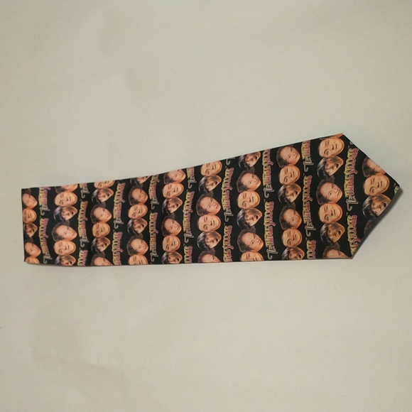 Ralph Marlin Novelty print tie  The Three Stooges Heads print men's 4' wide tie - Picture 3 of 9